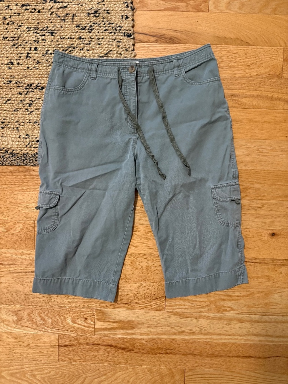 Northern reflections 100% cotton green cargo capri pants